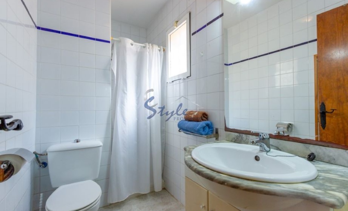 2 Chambres, Maison, À Vendre, 2 Salles de bain, Listing ID 2381, ORIHUELA COSTA, ALICANTE, Espagne,