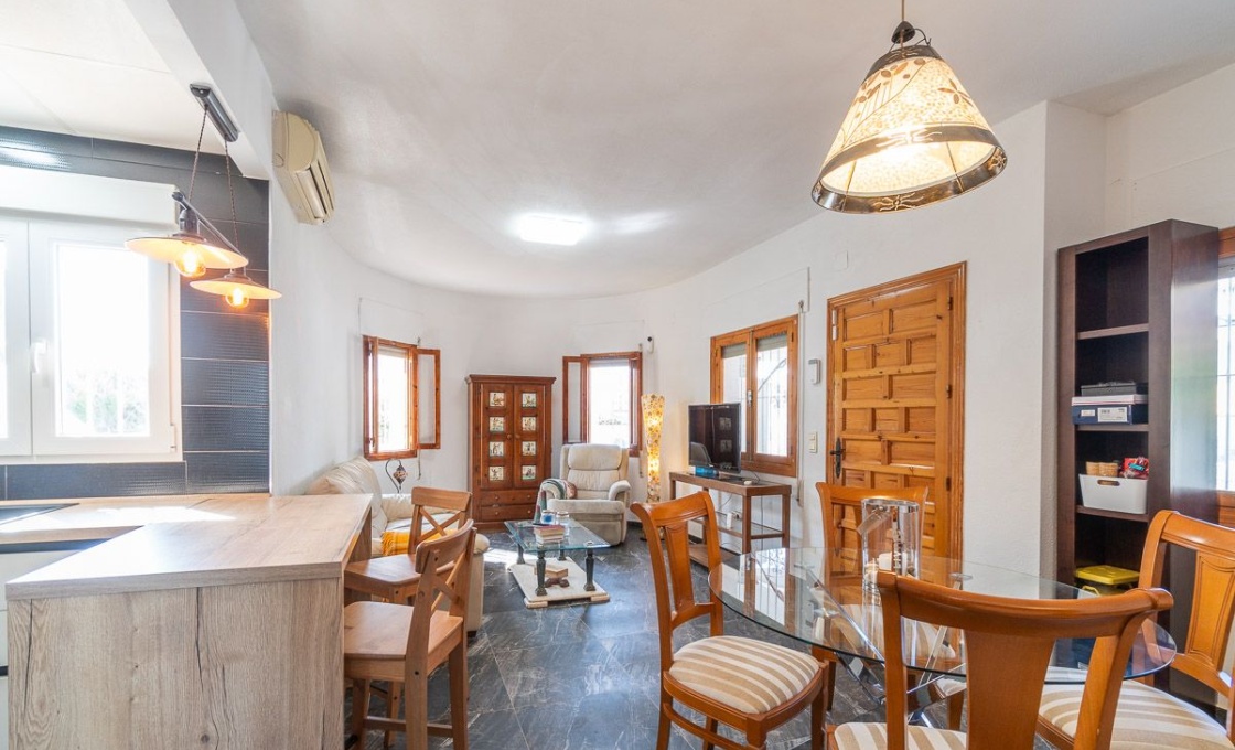 2 Chambres, Villa, À Vendre, la florida, 2 Salles de bain, Listing ID 2731, Orihuela Costa, Espagne, 03189,